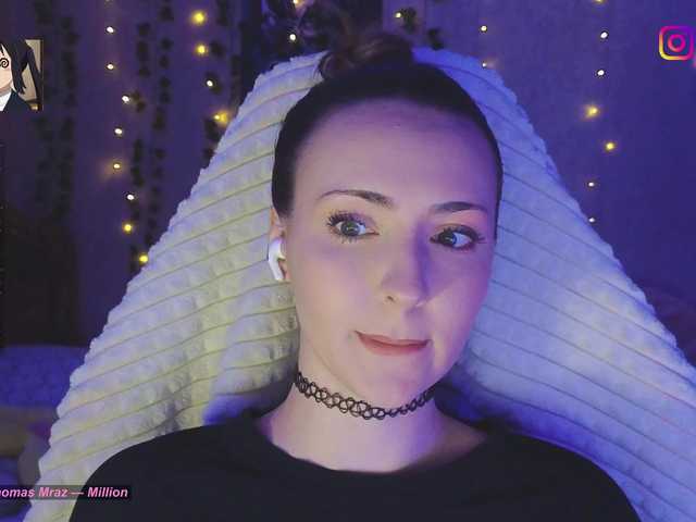 LollyGirlMoon
