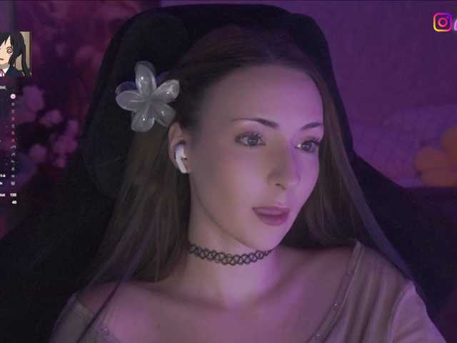 LollyGirlMoon live cam on BongaCams