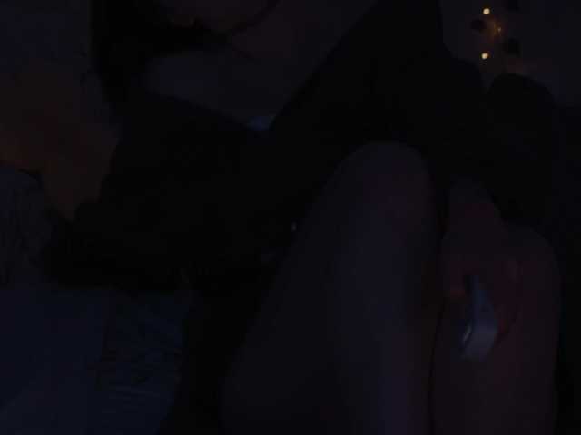 LollyGirlMoon live cam on BongaCams