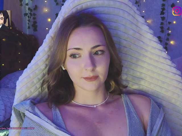 LollyGirlMoon
