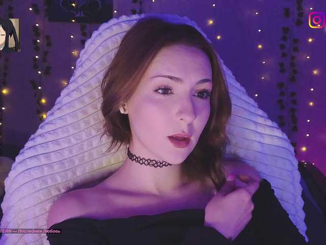 LollyGirlMoon live cam on BongaCams