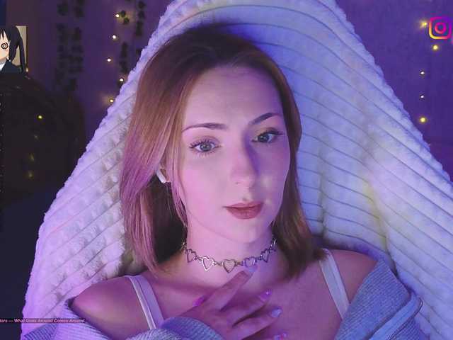 LollyGirlMoon live cam on BongaCams