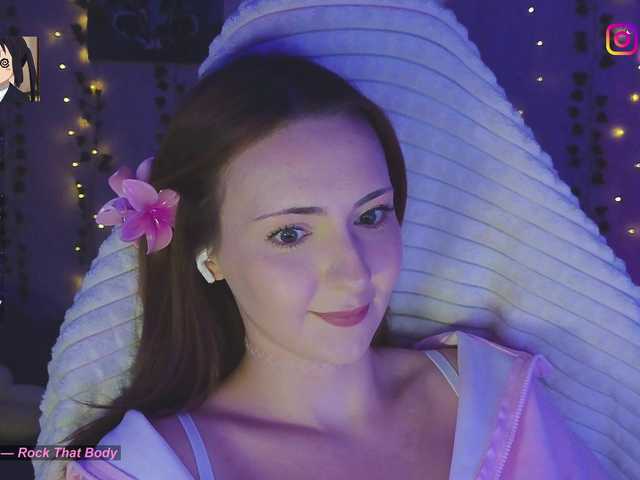 LollyGirlMoon live cam on BongaCams