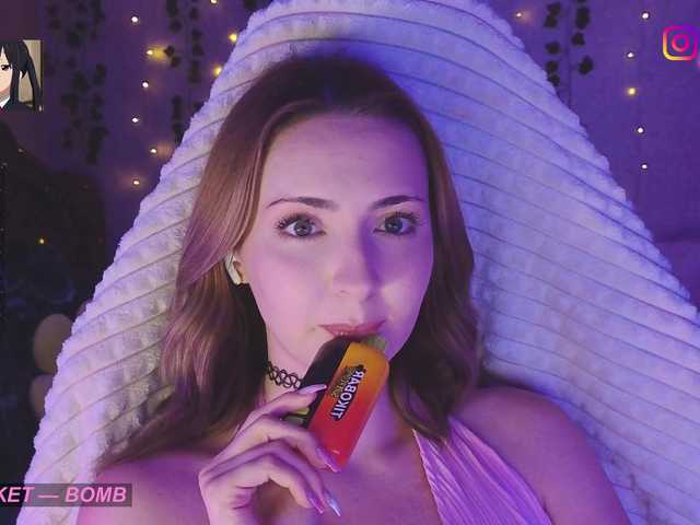 LollyGirlMoon