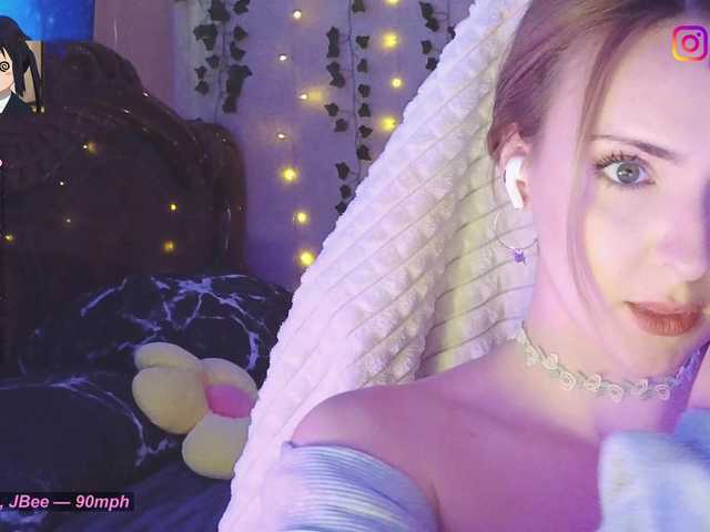 LollyGirlMoon