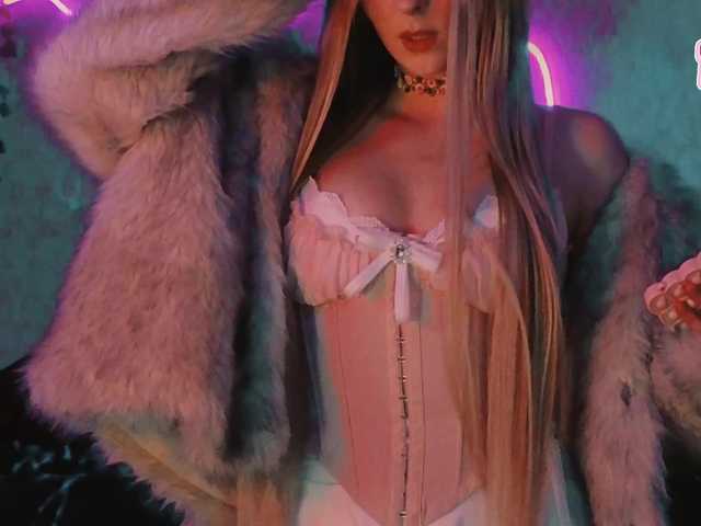 LollyGirlMoon live cam on BongaCams