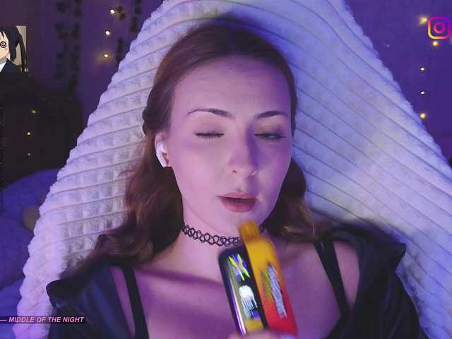 LollyGirlMoon live webcam show