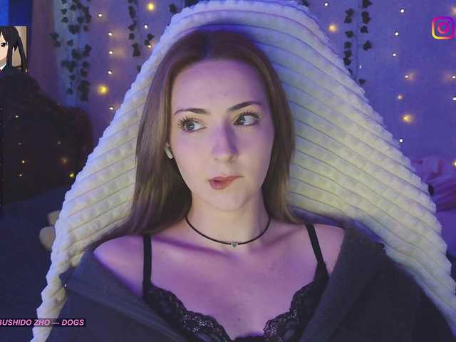 LollyGirlMoon live cam on BongaCams