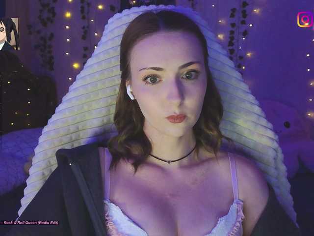 lollygirlmoon cam belle