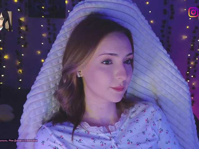 LollyGirlMoon