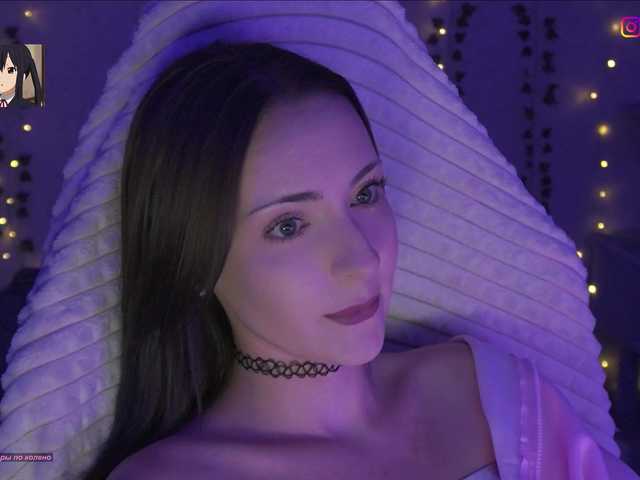 LollyGirlMoon live cam on BongaCams