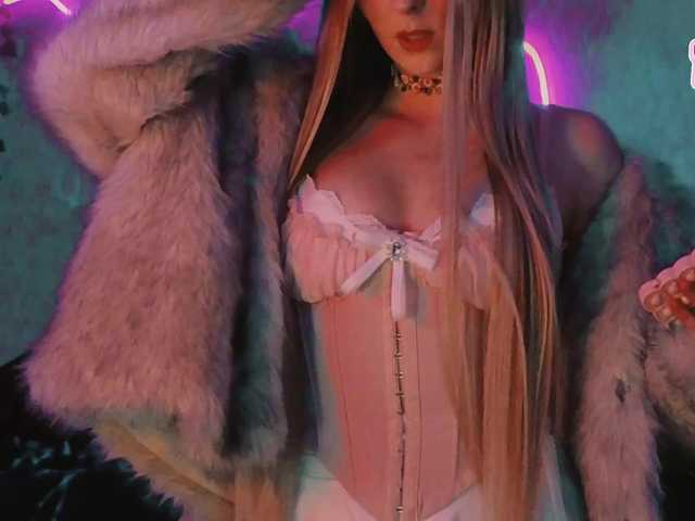 LollyGirlMoon