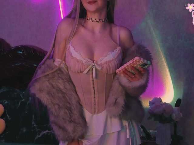 LollyGirlMoon