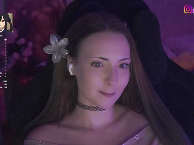 LollyGirlMoon live cam on BongaCams