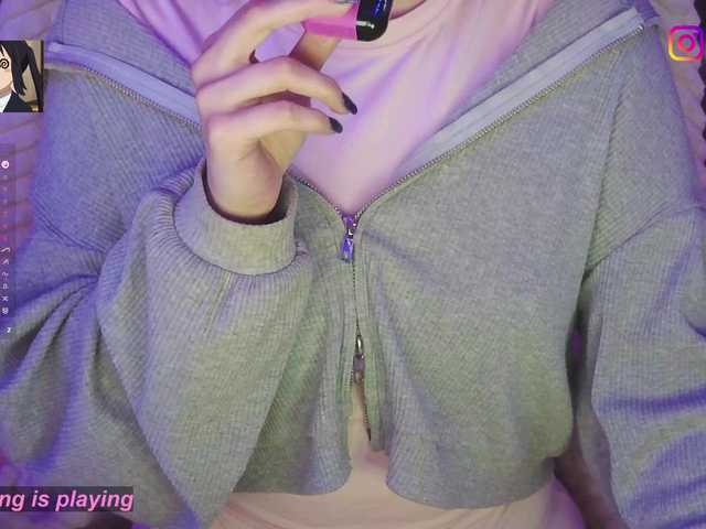 LollyGirlMoon's BongaCams show and profile