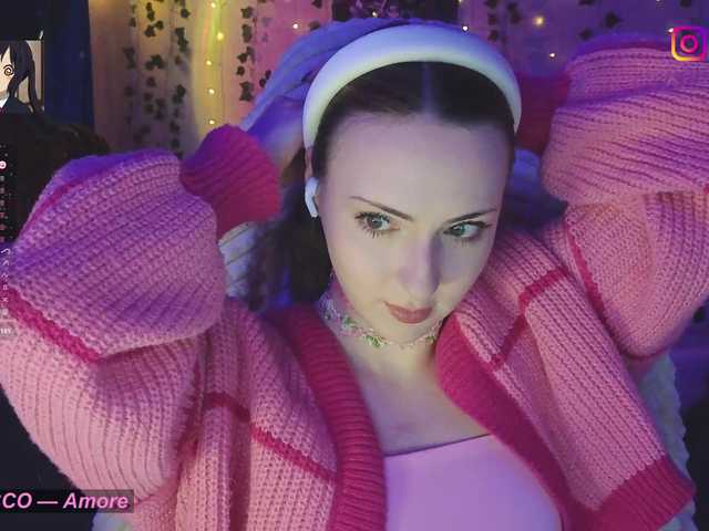 LollyGirlMoon's BongaCams show and profile