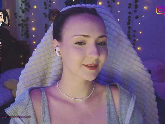 lollygirlmoon online