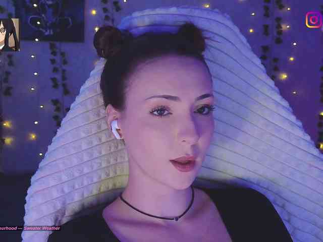 LollyGirlMoon LollyGirlMoon