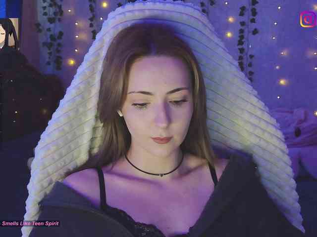 LollyGirlMoon