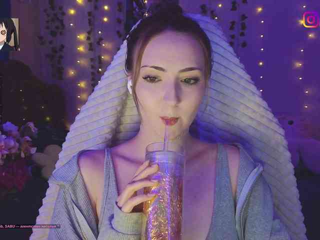 LollyGirlMoon LollyGirlMoon