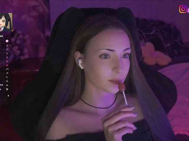 LollyGirlMoon