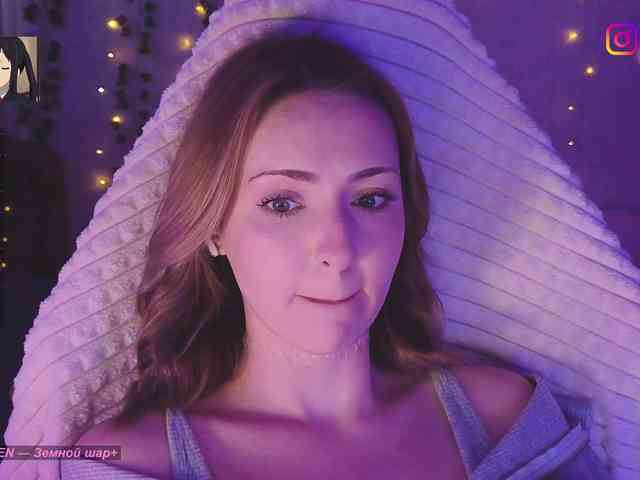 LollyGirlMoon LollyGirlMoon