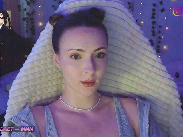LollyGirlMoon