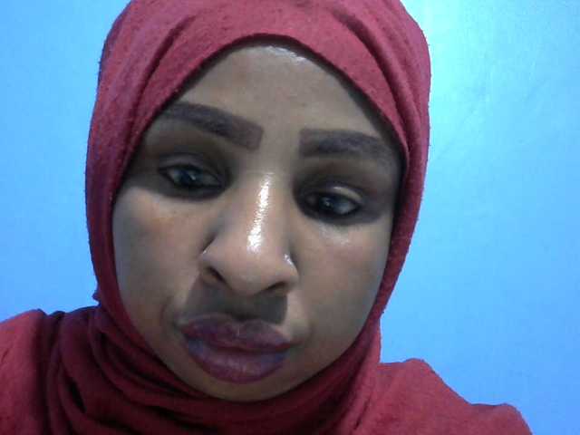 misskatrinah002 live cam on BongaCams