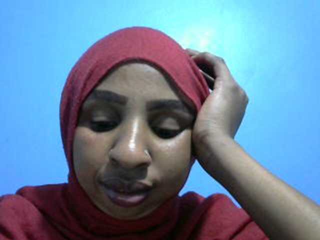 misskatrinah002 live cam on BongaCams
