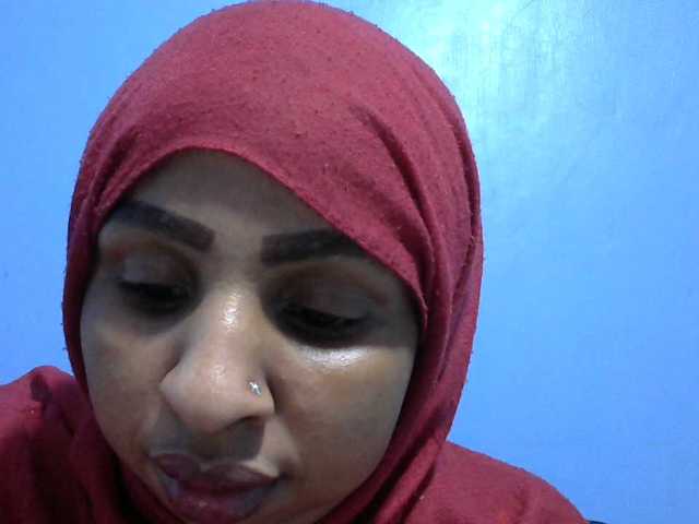 misskatrinah002 live cam on BongaCams