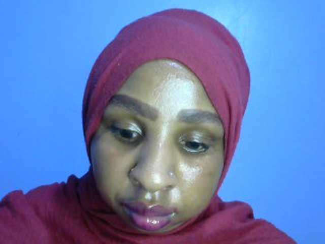 misskatrinah002 live cam on BongaCams