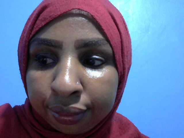 misskatrinah002 live cam on BongaCams