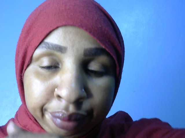 misskatrinah002 live cam on BongaCams