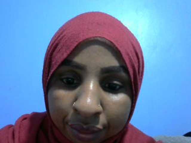 misskatrinah002 live cam on BongaCams