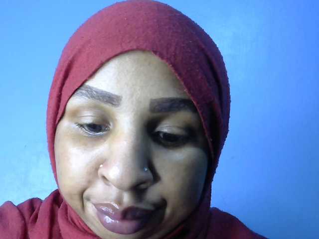 misskatrinah002 live cam on BongaCams