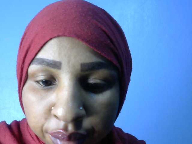 misskatrinah002 live cam on BongaCams