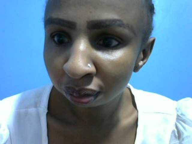 misskatrinah002 live cam on BongaCams