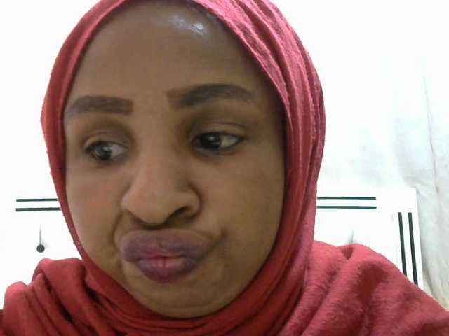 misskatrinah002 Live Cam on BongaCams