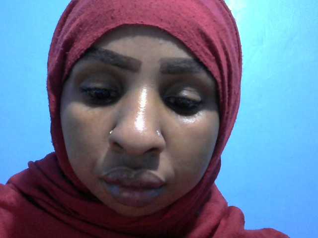 misskatrinah002 live cam on BongaCams