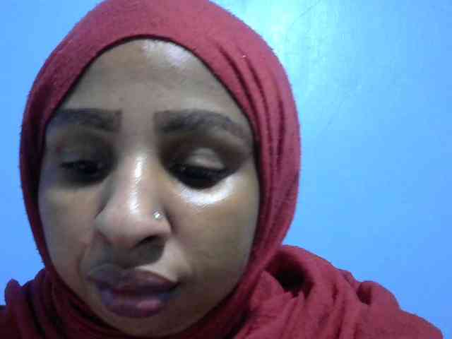 misskatrinah002 Live Webcam on BongaCams