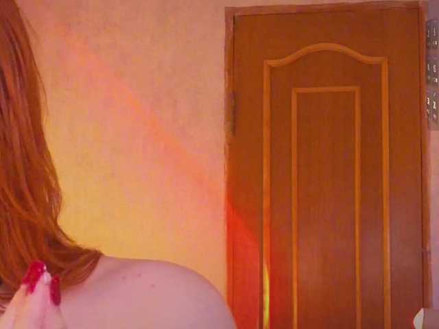YourfoxAlice live cam on BongaCams
