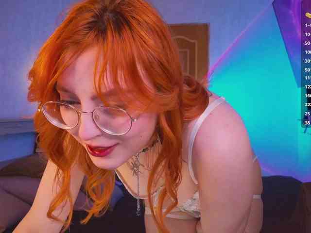 YourfoxAlice Live Webcam on BongaCams