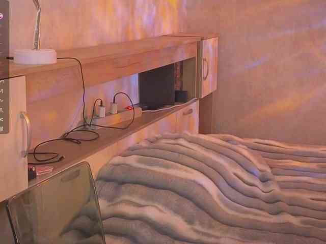 YourfoxAlice webcam
