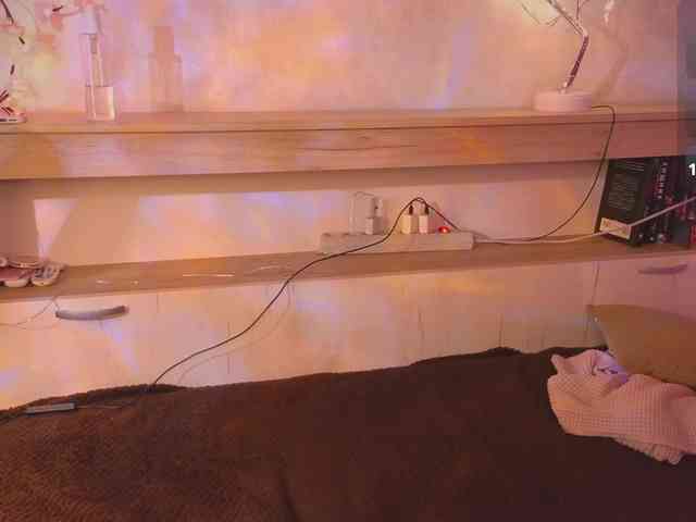 YourfoxAlice webcam