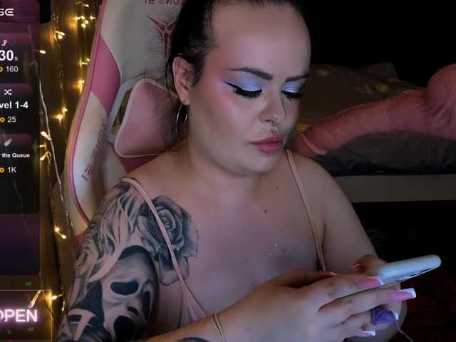 yourbimbo live cam on BongaCams