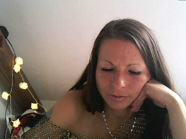 MilfNinna live cam on BongaCams