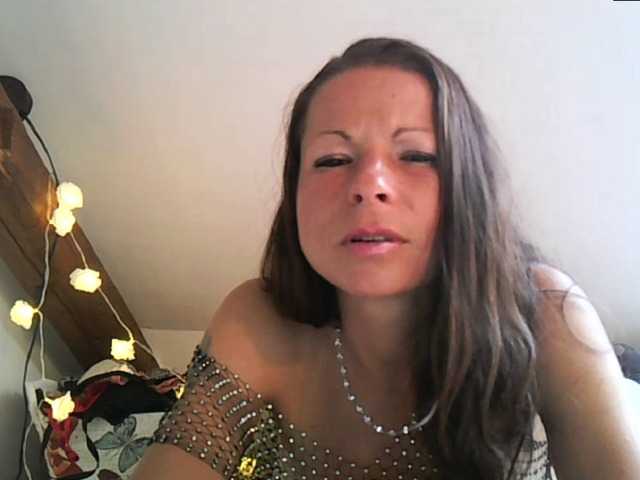 MilfNinna live webcam show