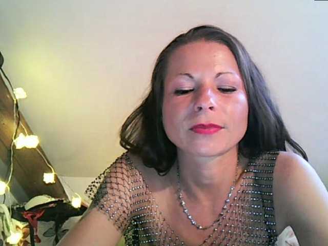 MilfNinna live webcam show