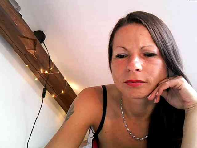 MilfNinna