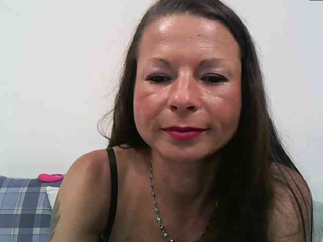 MilfNinna webcam